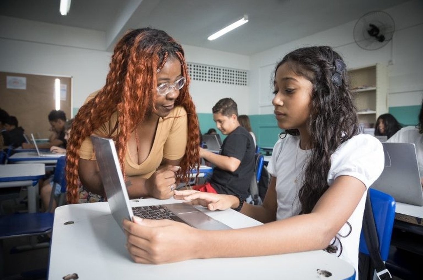 Plataformas digitais elevam aprendizagem em São Paulo