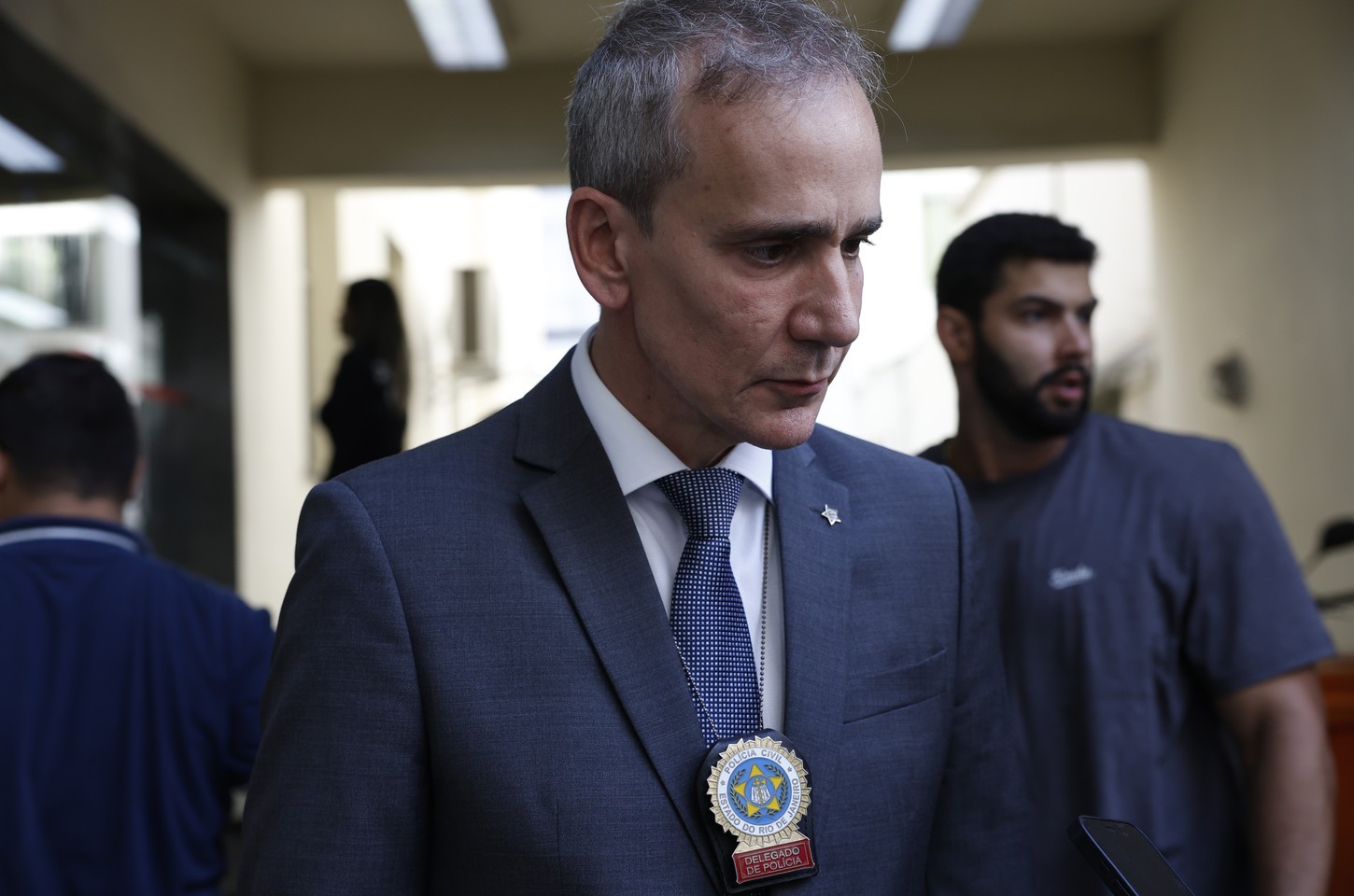 Polícia busca novas provas em casos de estupro no Colégio Pedro II