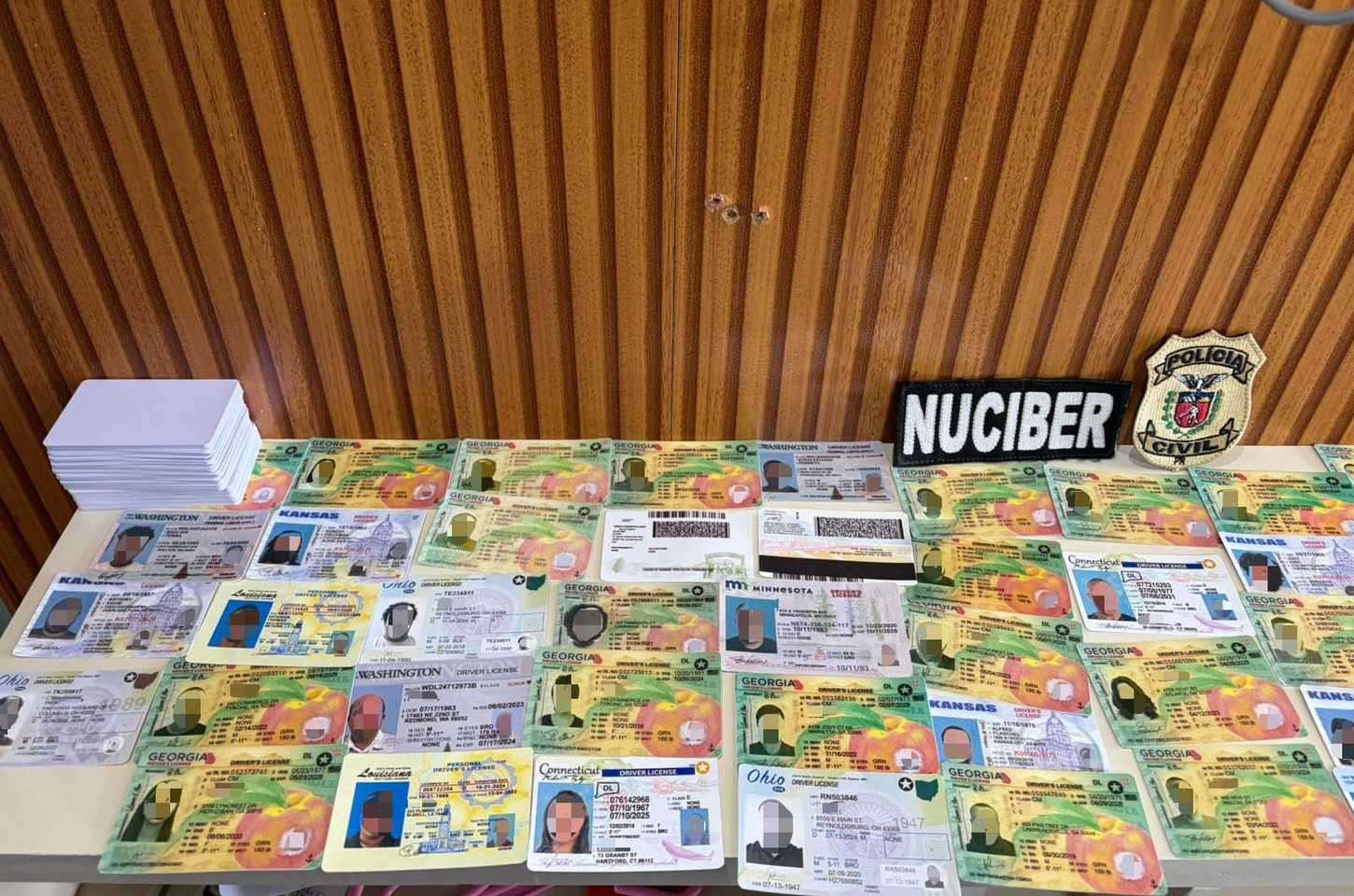 Polícia Civil do Paraná desarticula esquema de documentos falsos para aplicativo
