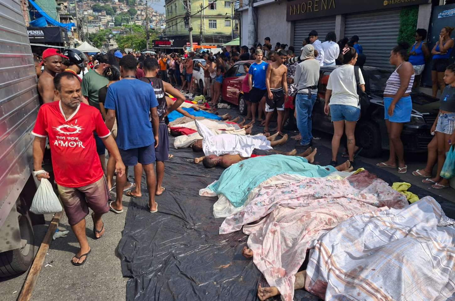 Polícia Civil do Rio relata 'cenário de guerra' em operação que deixou 121 mortos