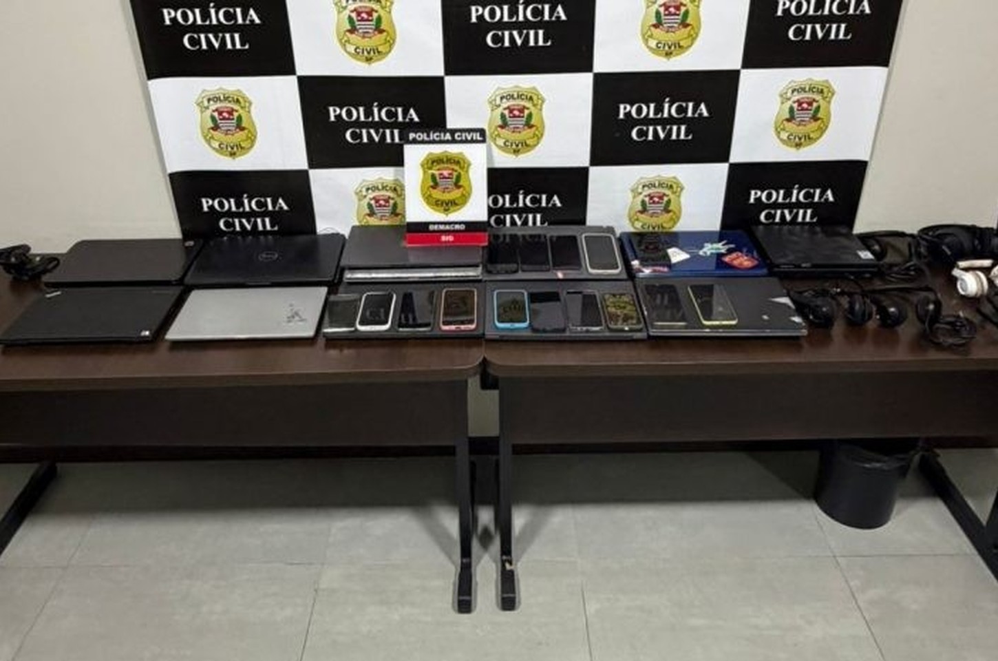 Polícia desmonta central de golpes em chácara de Mairiporã