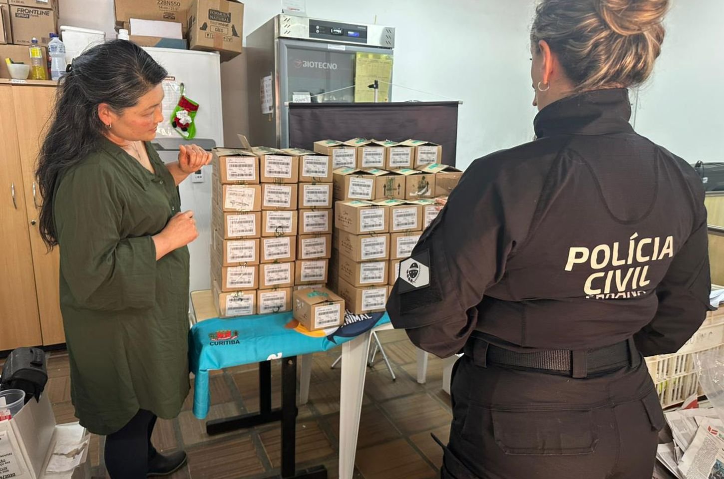 Polícia do Paraná doa cetamina apreendida para castração de animais