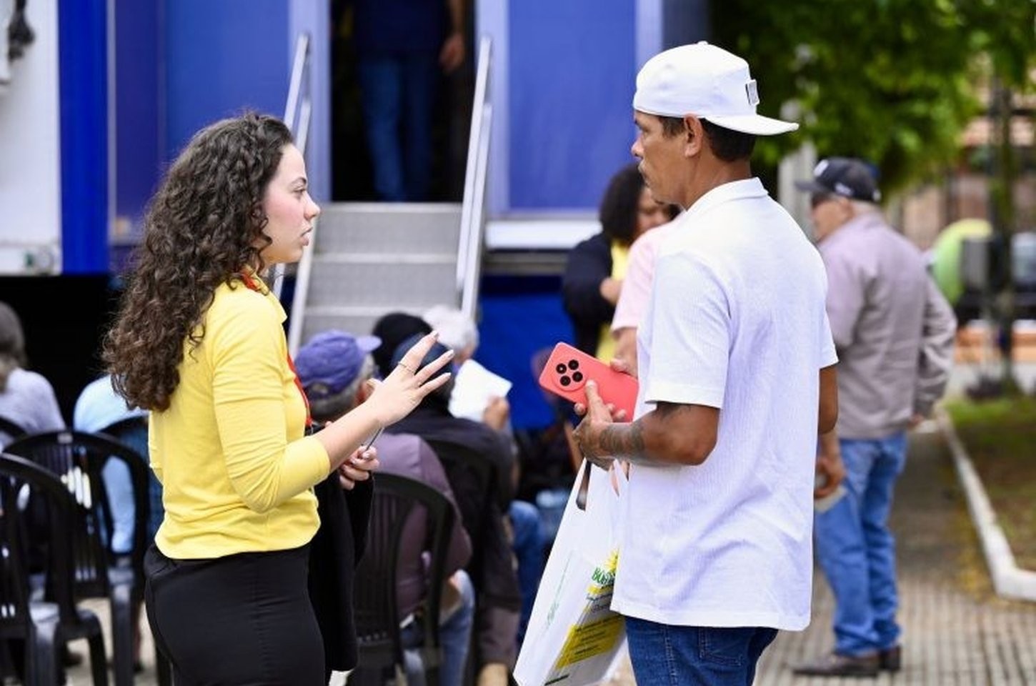 Poupatempo Móvel atende Pacaembu e Bananal até sábado