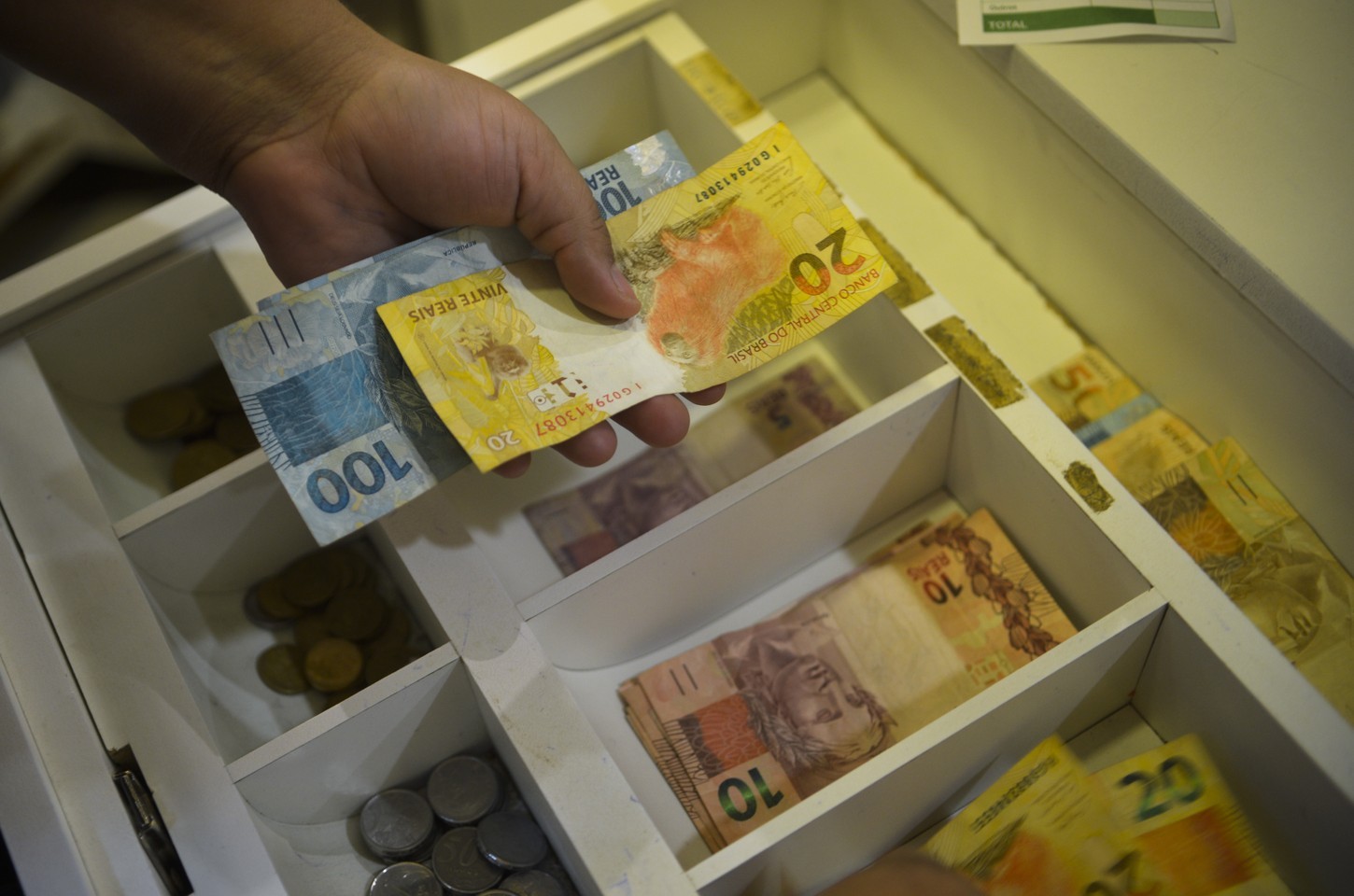 Prazo termina nesta terça para bancos transferirem recursos esquecidos ao Fundo Garantidor