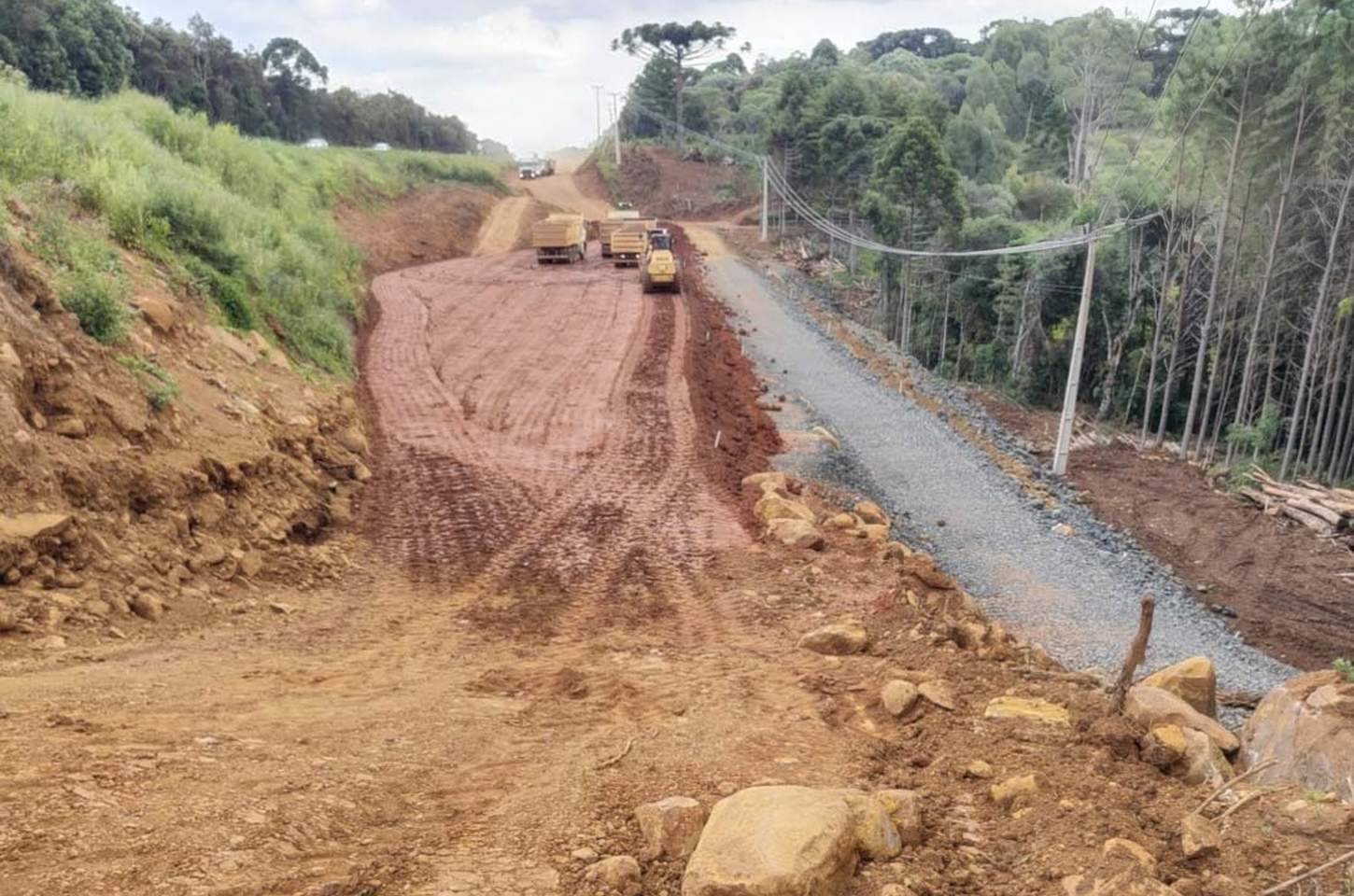 PRC-466 é interditada nesta quarta para detonação de rochas em obra de duplicação