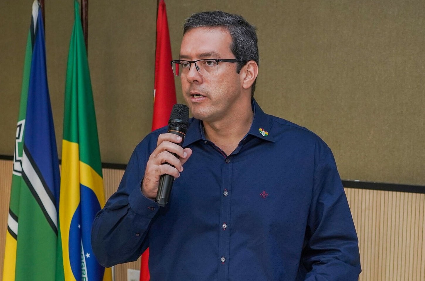 Prefeito de Macapá renuncia após afastamento por suspeita de fraude