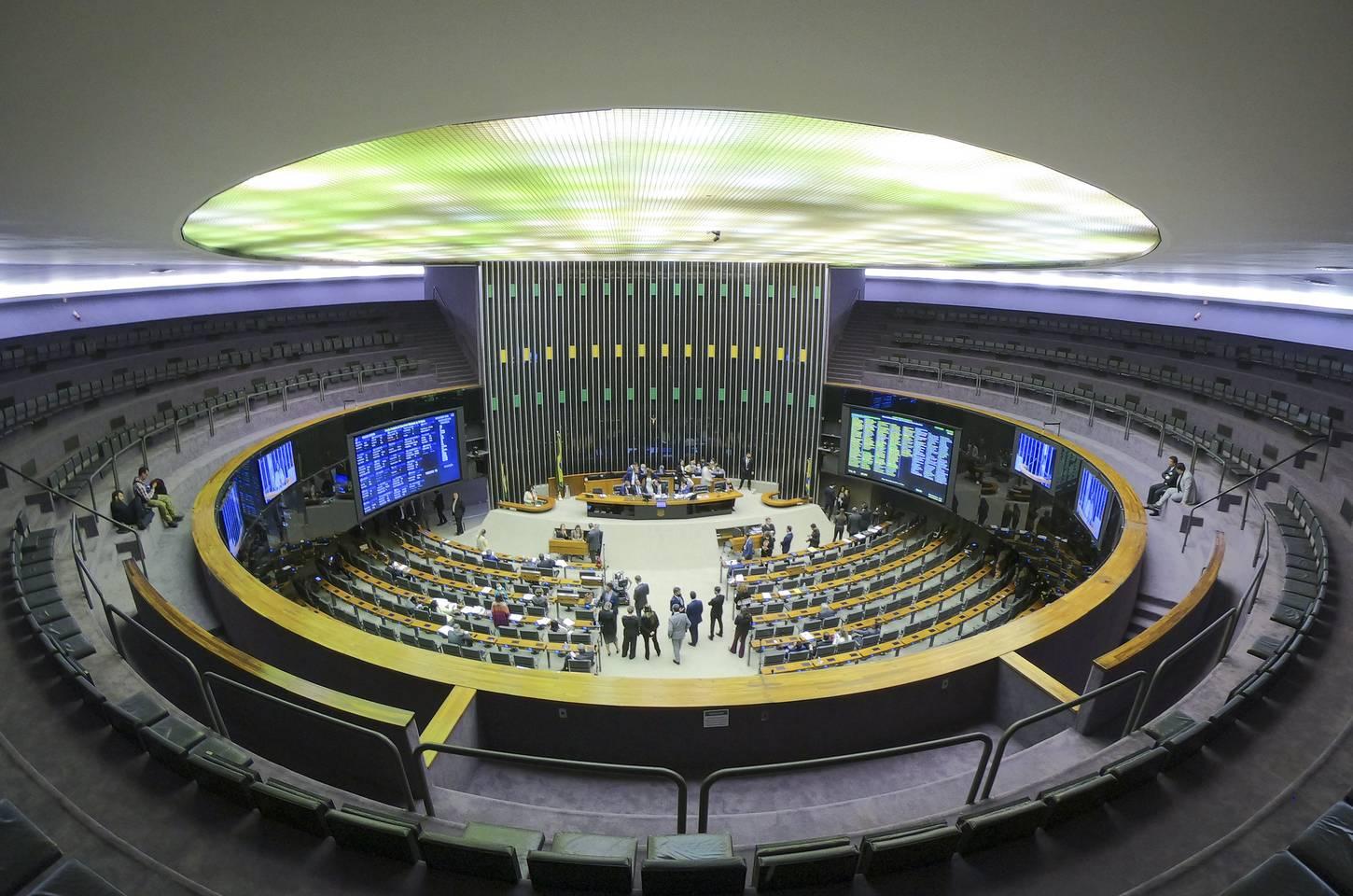 Prisão de Bolsonaro gera reações acaloradas no Congresso Nacional