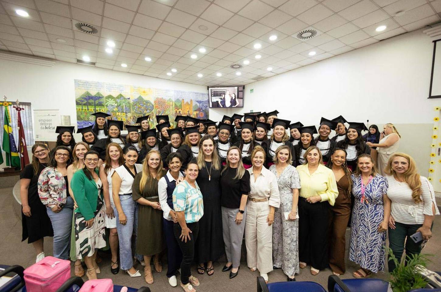 Programa Empreendedoras da Beleza forma 230 mulheres no Paraná em 2026