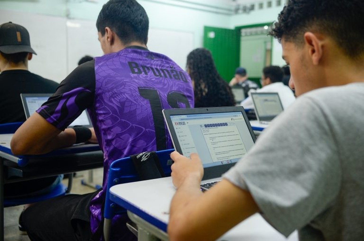 Prova de recuperação da Seduc-SP substitui notas baixas do boletim