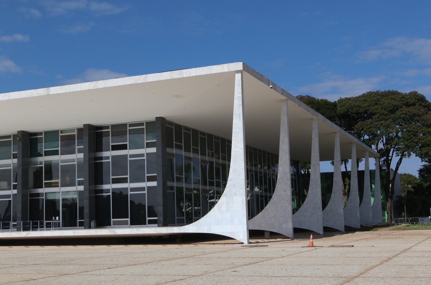Psol recorre ao STF contra bônus por mortes de criminosos no Rio