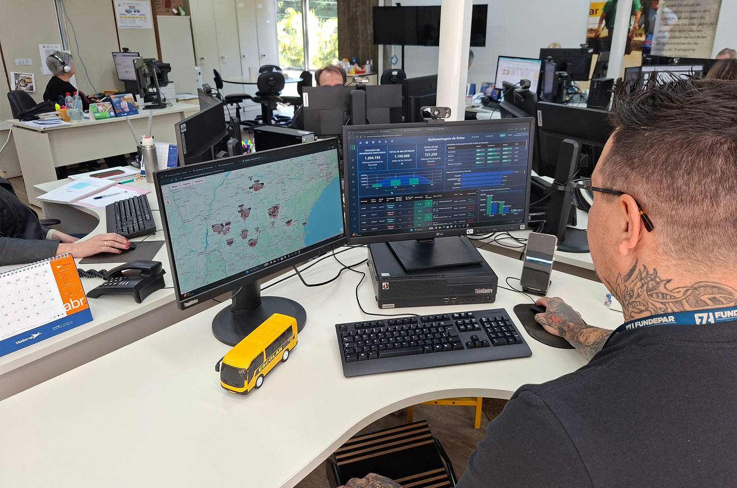 Rastreamento em tempo real agiliza transporte escolar em 11 cidades do Paraná