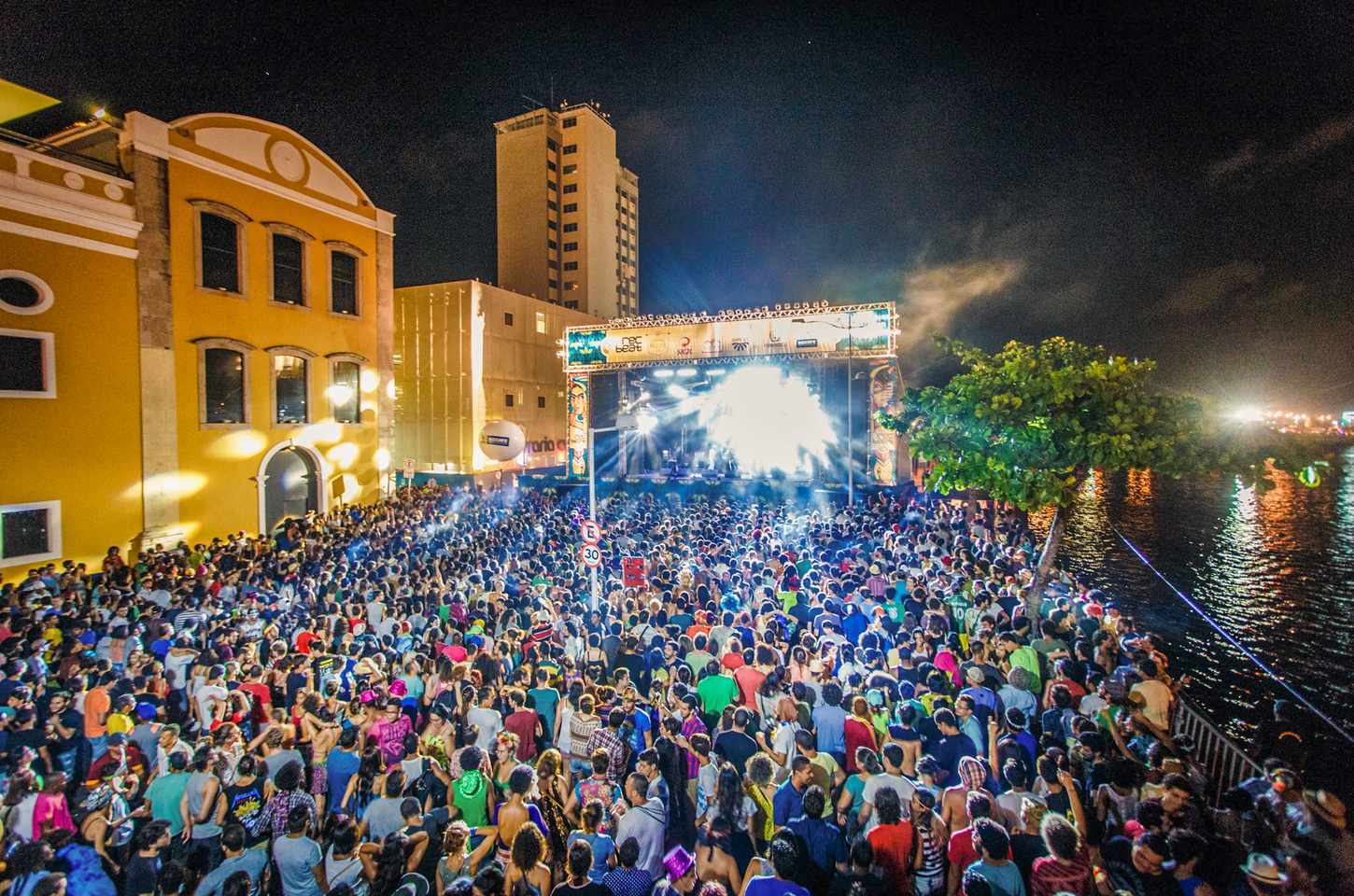 Rec-Beat celebra 30 anos com diversidade e lança projeto de música eletrônica