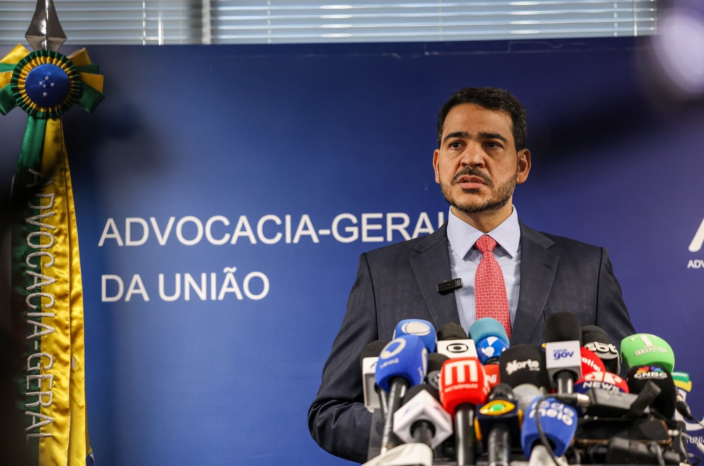 Relator na CCJ dá parecer favorável à indicação de Messias para o STF