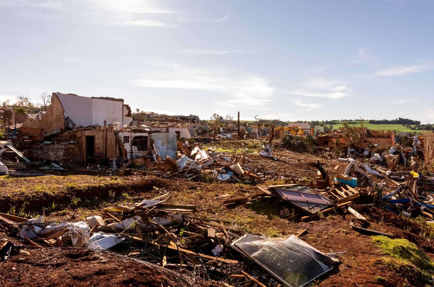 Relatório alerta para mortes por calor extremo e riscos climáticos em hospitais
