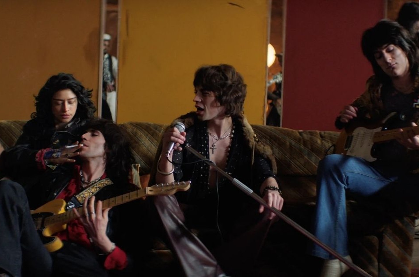Rolling Stones lançam clipe com IA rejuvenescendo banda