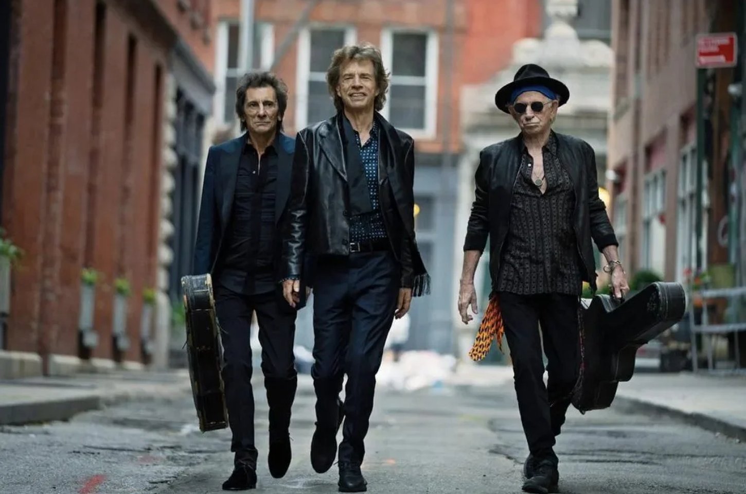 Rolling Stones podem gravar cover de Amy Winehouse em novo álbum