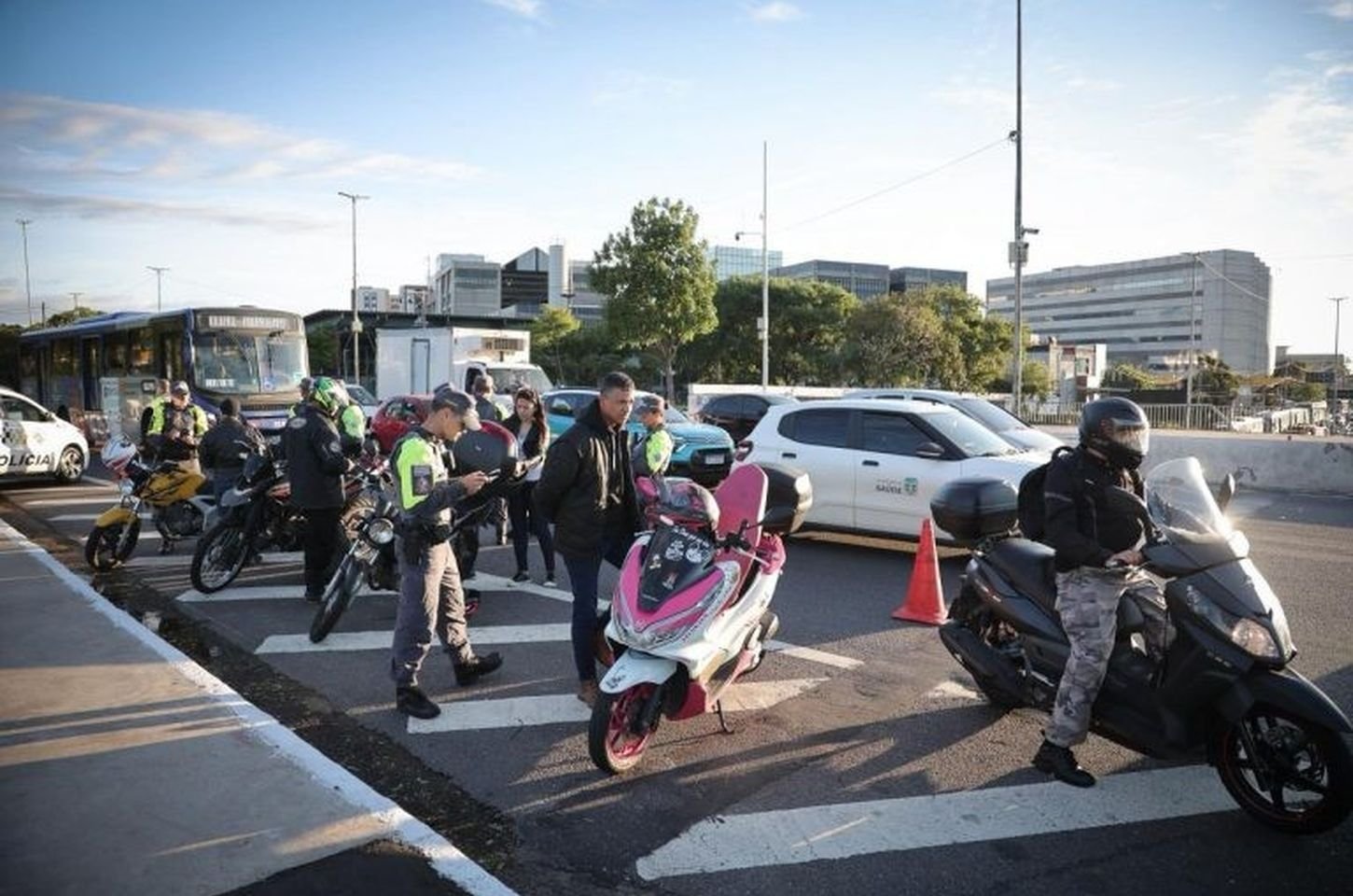 Roubos e furtos de motos caem quase 20% em São Paulo