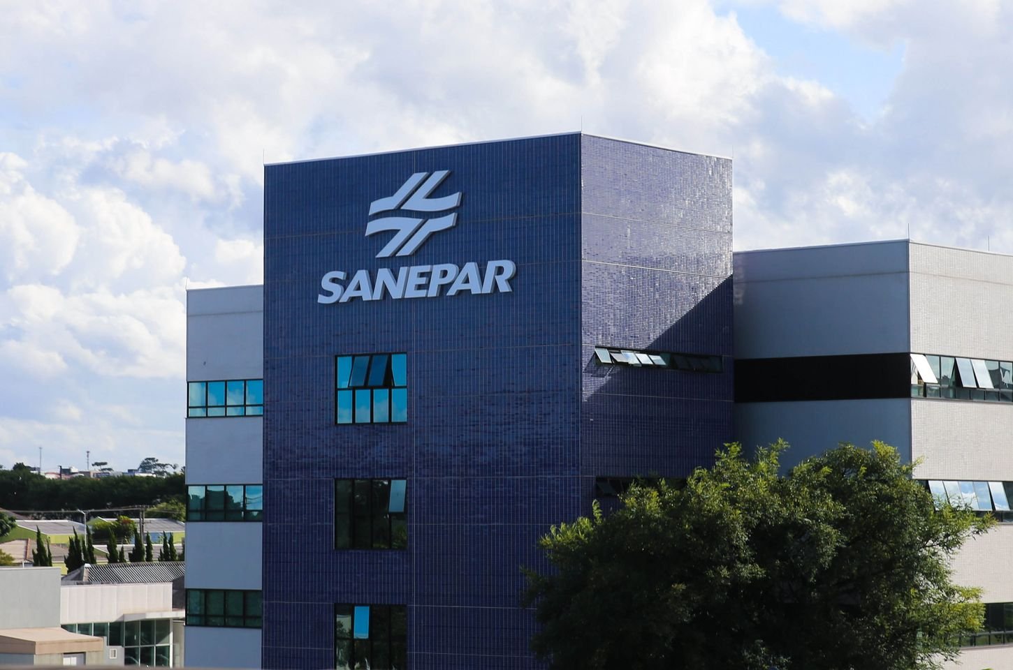 Sanepar vai usar R$ 4 bi recuperados na Justiça para reduzir tarifa e ampliar saneamento no Paraná