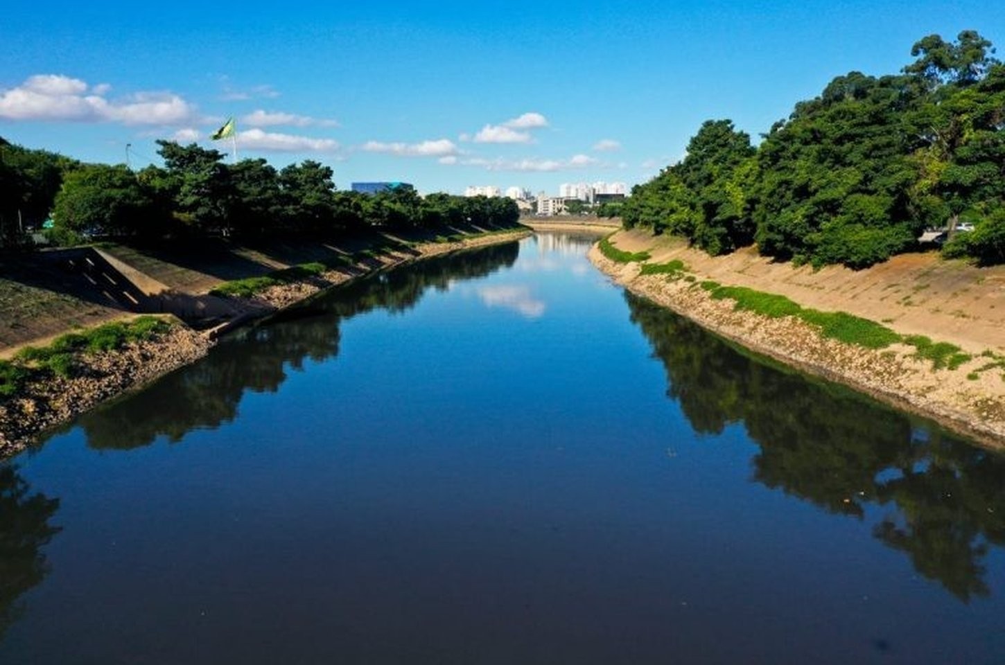 São Paulo avança na recuperação do Rio Tietê com obras, monitoramento e fiscalização