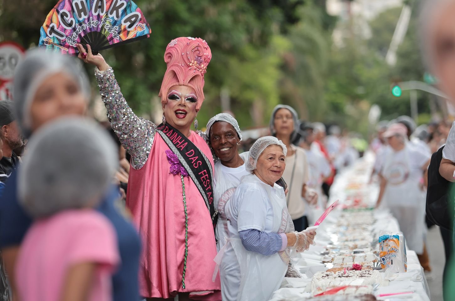 São Paulo celebra 472 anos com bolo e samba no Bixiga