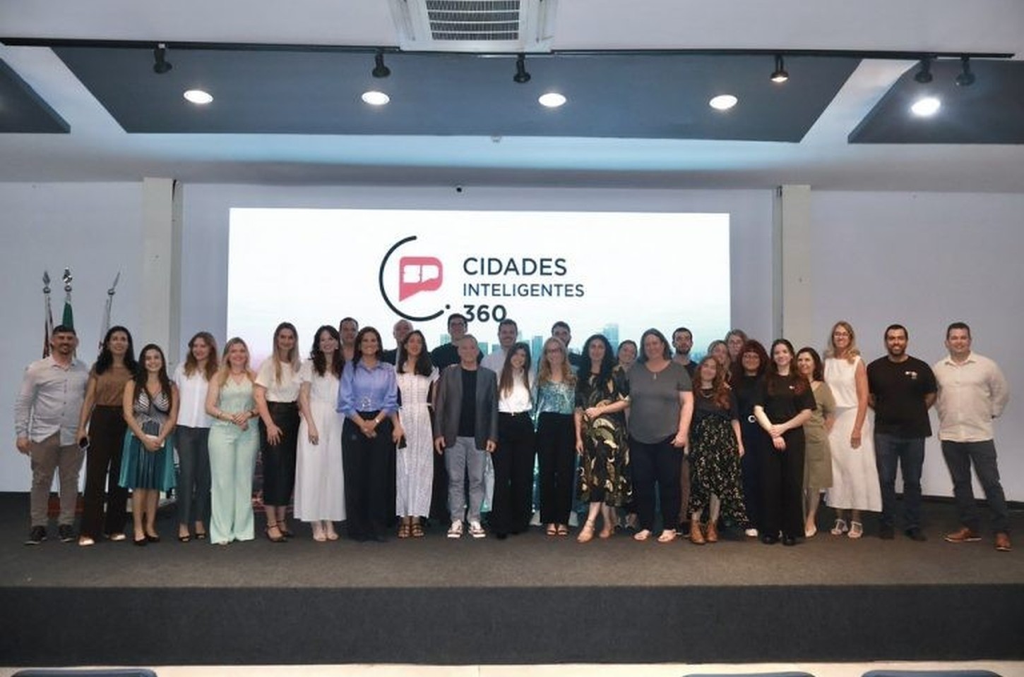 São Paulo lança programa para transformar municípios em cidades inteligentes