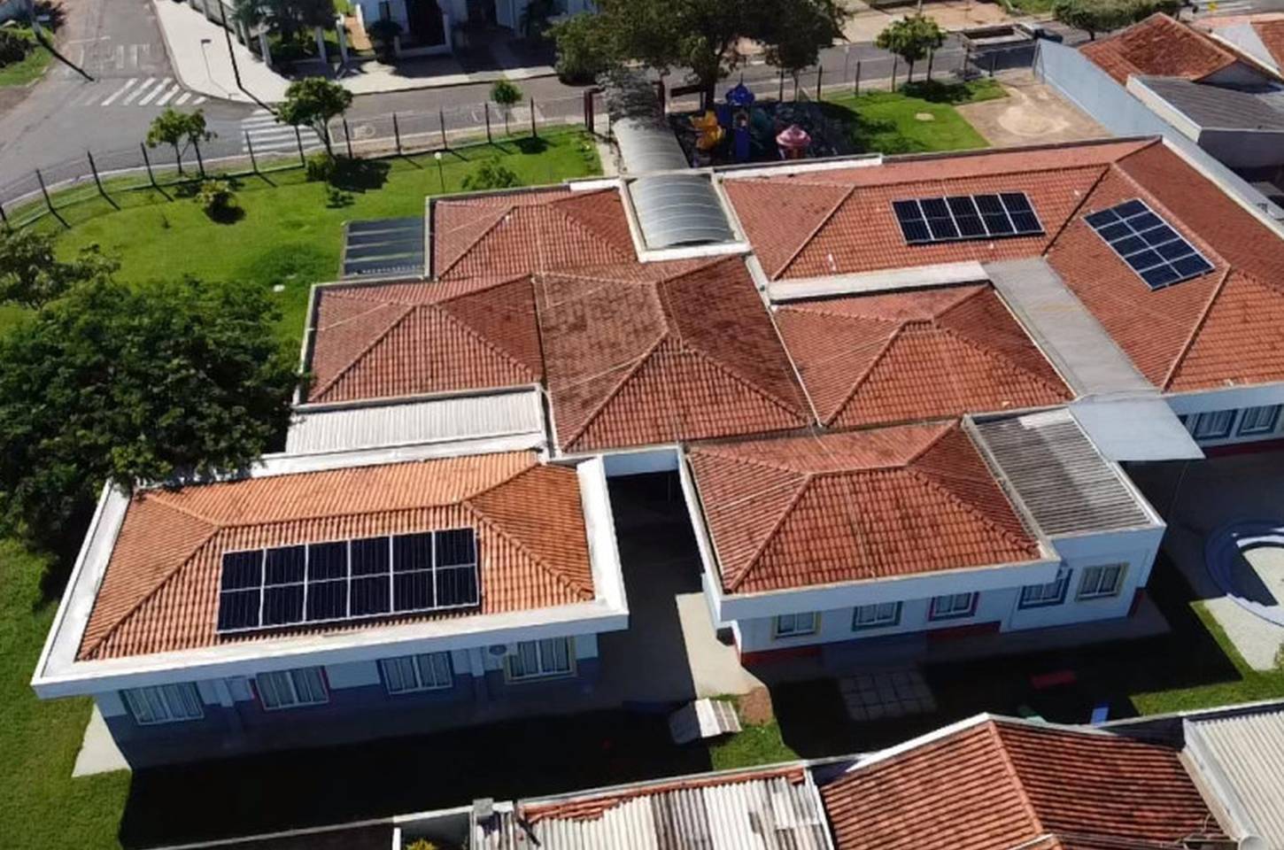 Seed-PR realiza audiência pública para projeto de energia solar em 1.889 escolas