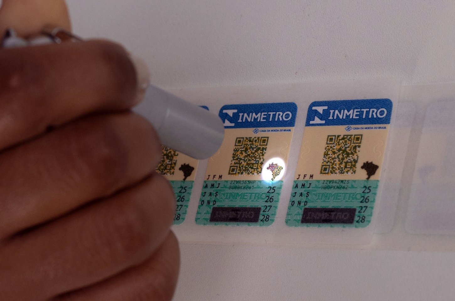 Selos antigos do Inmetro perdem validade em março