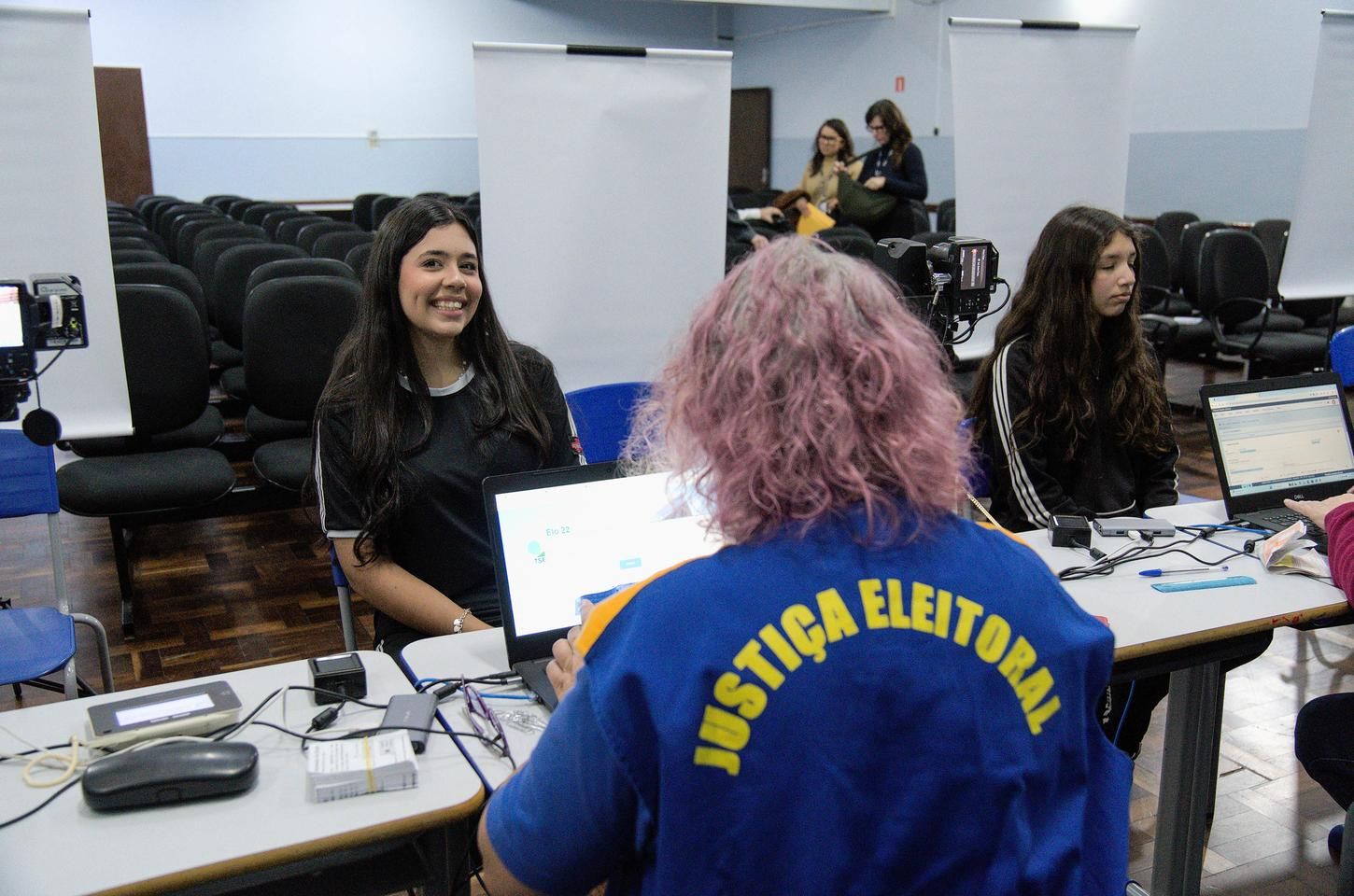 Semana do Voto Jovem mobiliza estudantes paranaenses para as eleições de 2026