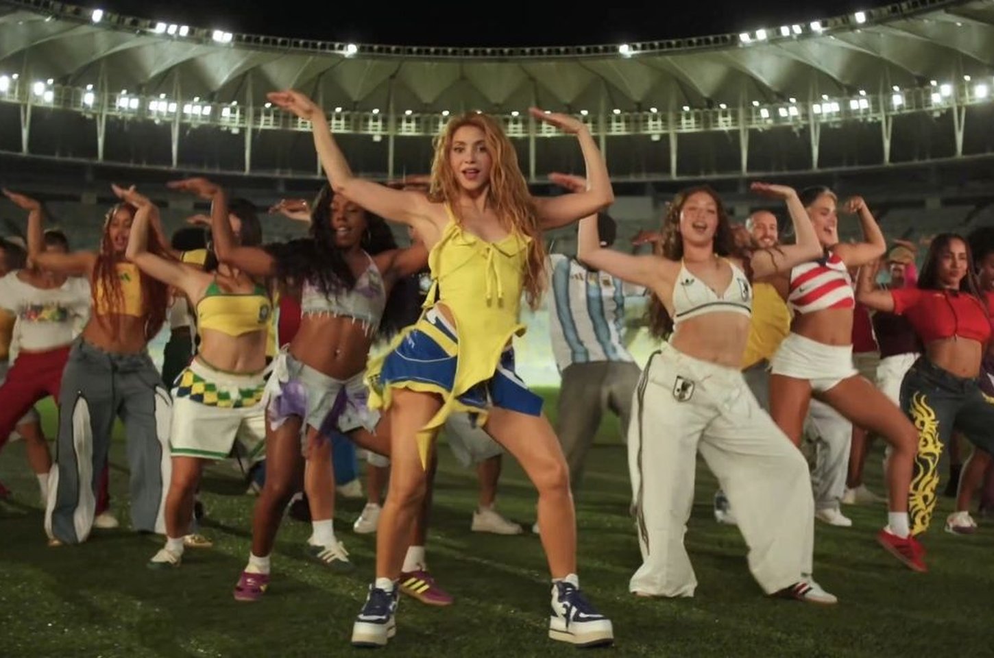 Shakira anuncia 'Dai Dai', música oficial da Copa do Mundo 2026, com participação de Burna Boy