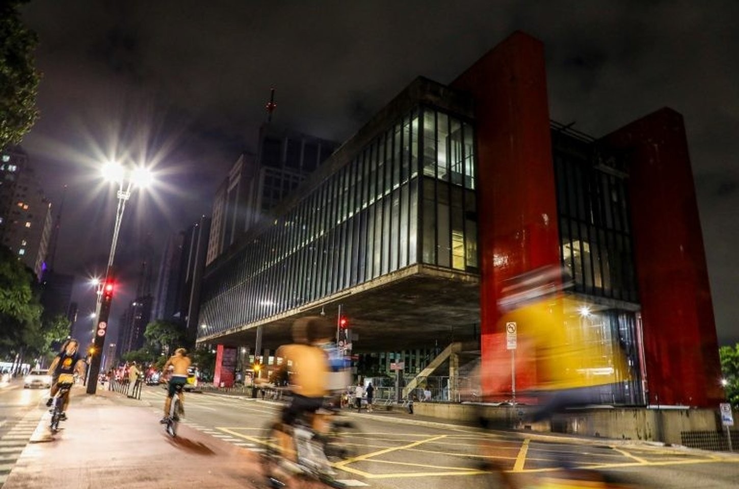 Sol predomina em SP, mas baixa umidade exige atenção no interior