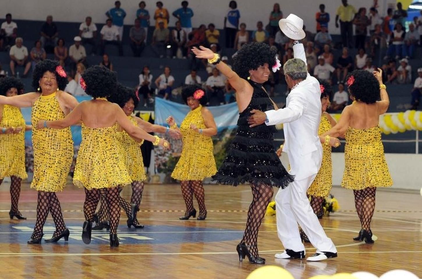 Solidão na era digital: como as redes sociais afetam diferentes gerações