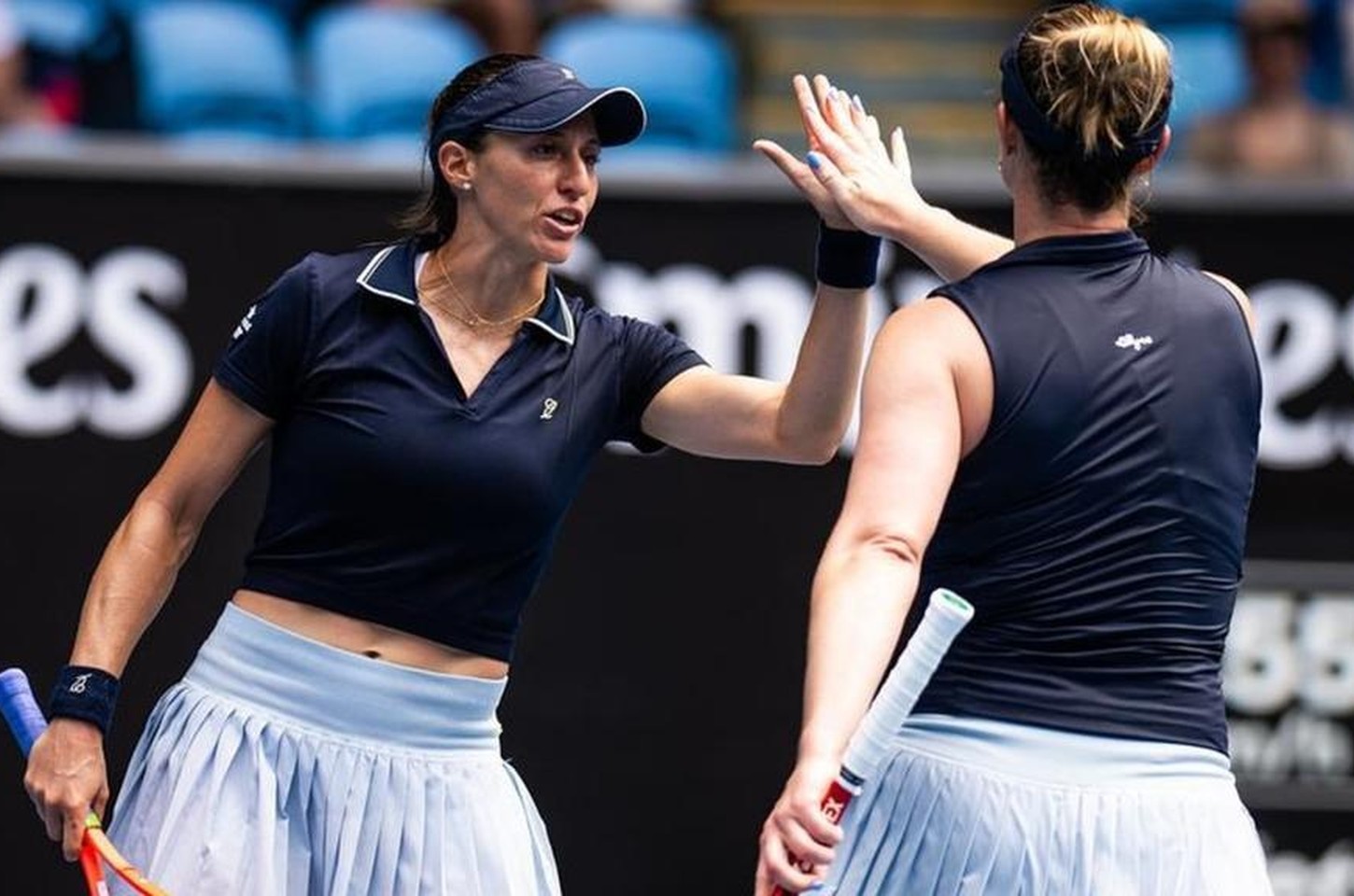 Stefani e Dabrowski avançam às quartas em Doha; Fonseca estreia em Buenos Aires