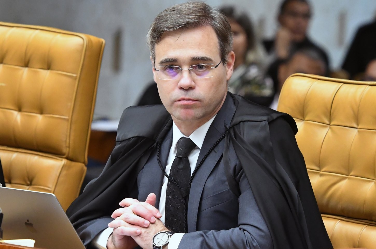 STF prorroga inquérito sobre fraudes bilionárias no Banco Master