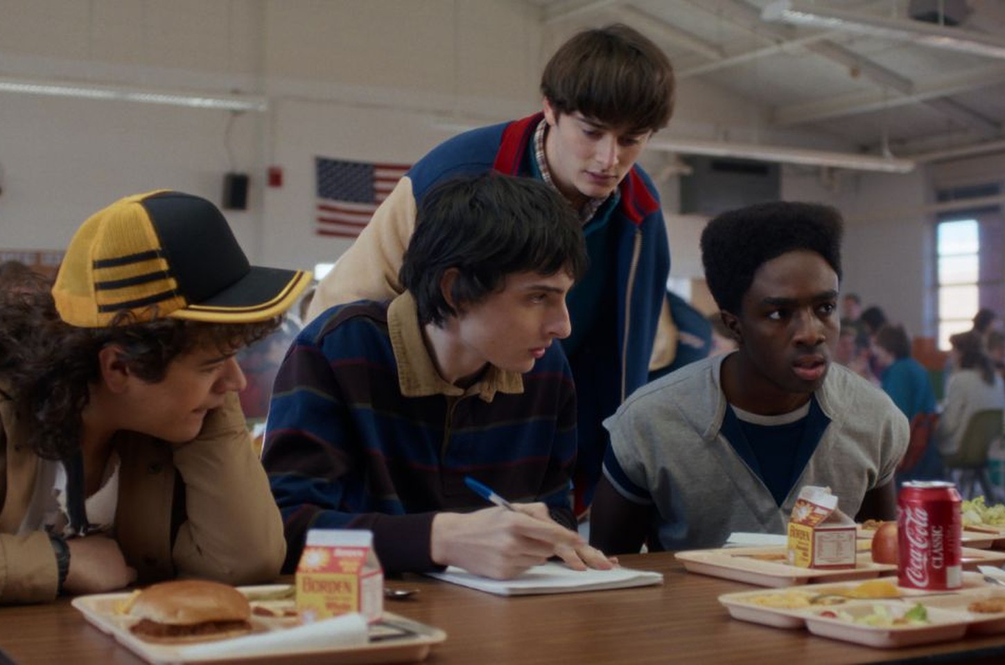 Stranger Things: além da atuação, o elenco tem carreira musical