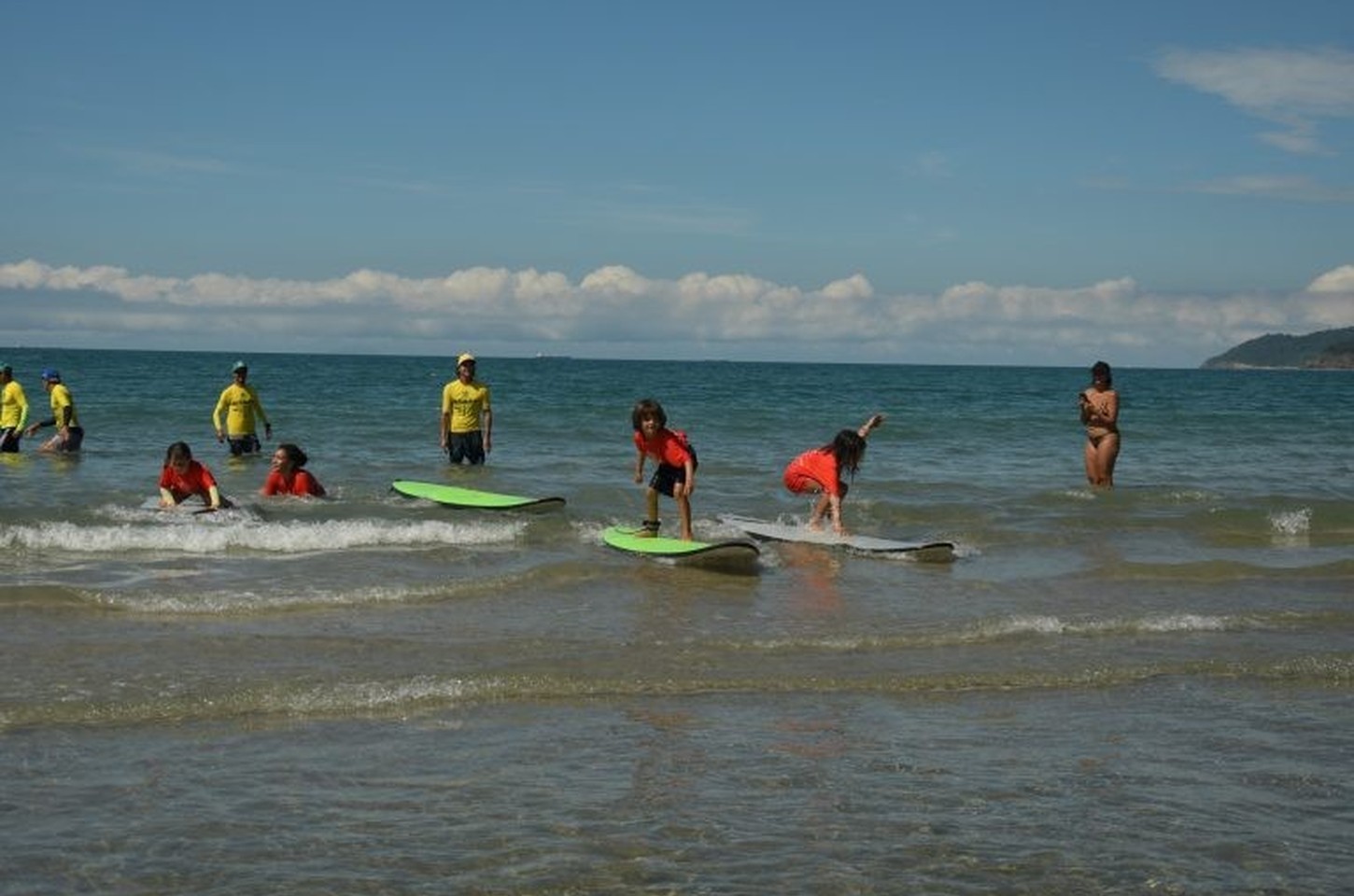 Surf Para Todos encerra temporada em Guaecá com sucesso
