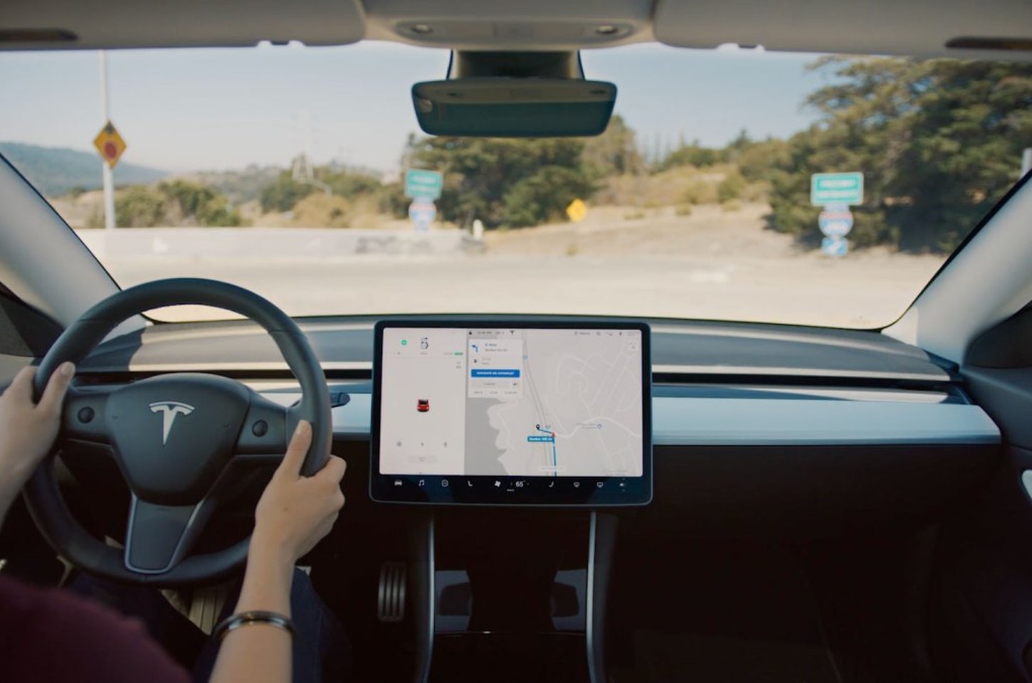 Tesla descontinua Autopilot e aposta em Full Self-Driving