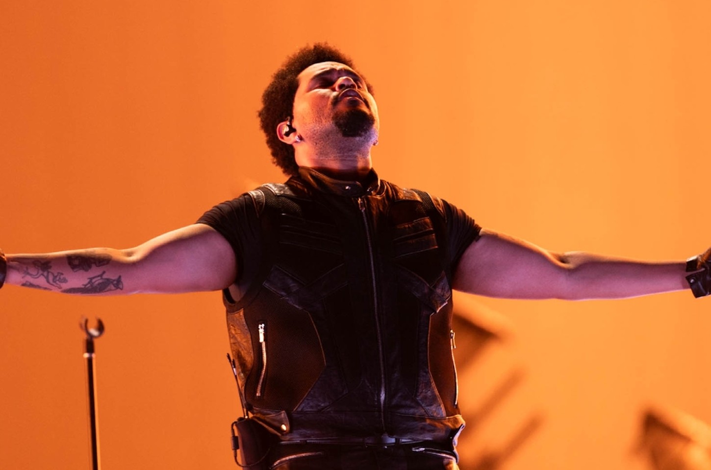 The Weeknd repete no Morumbi a mágica do Queen com show grandioso