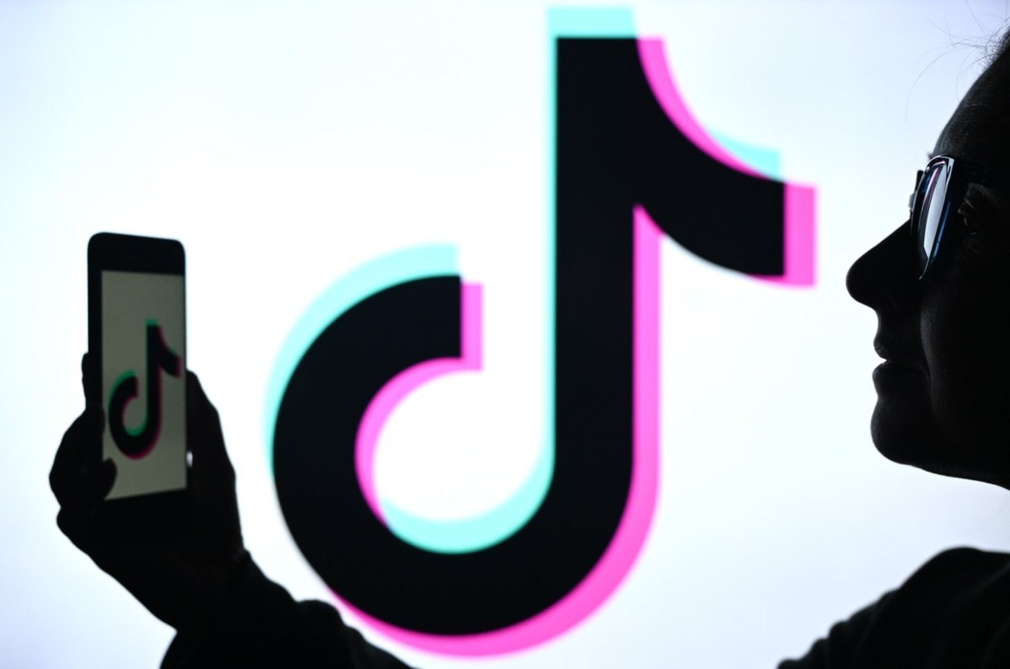 TikTok cede controle nos EUA a Oracle e investidores americanos