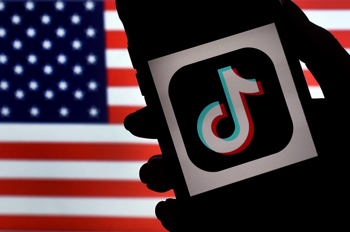 TikTok nos EUA: Acordo de Venda Finalmente Concluído Após Anos de Tensão