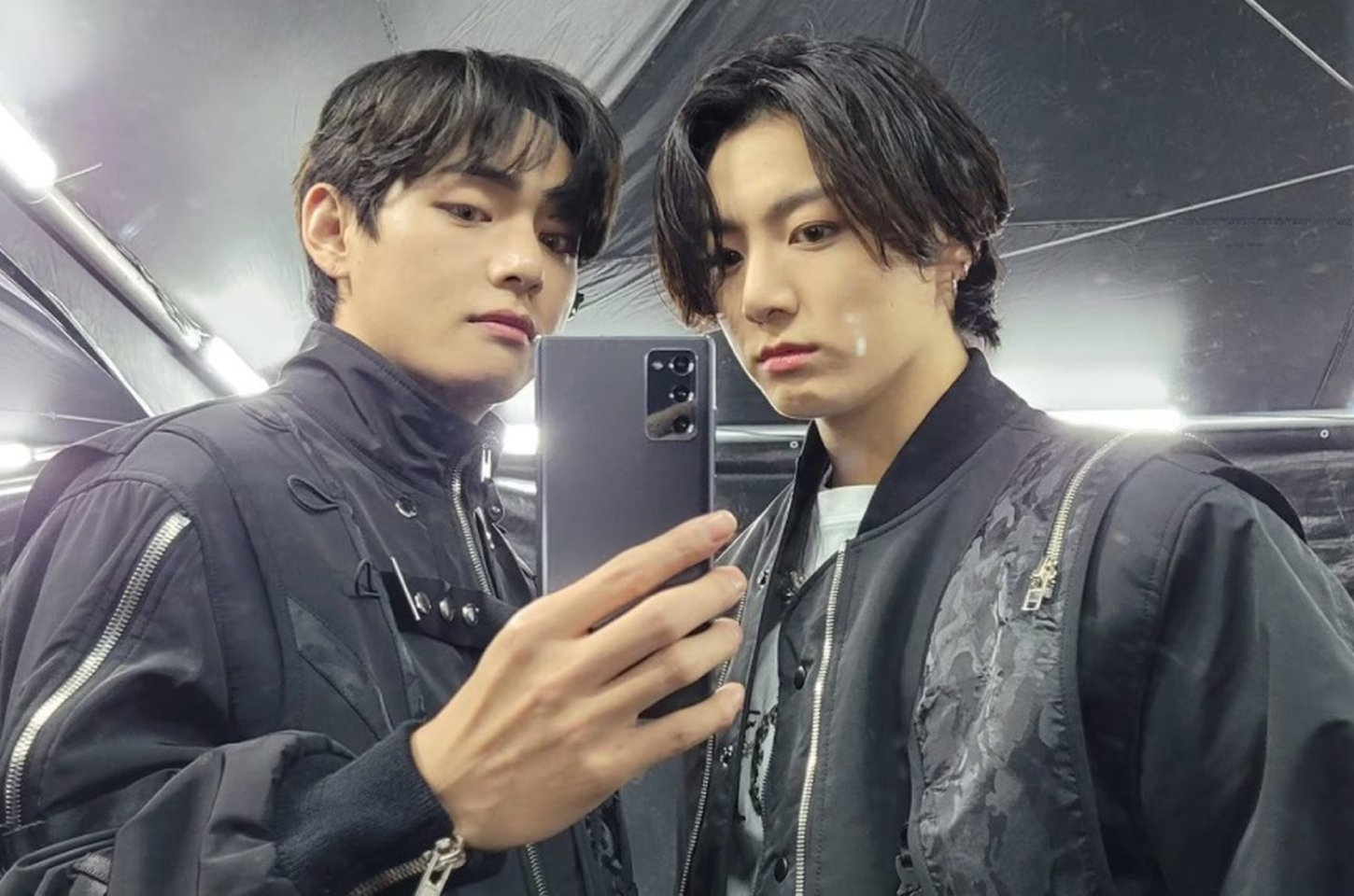 Tribunal aumenta indenização para V e Jungkook do BTS em processo contra youtuber