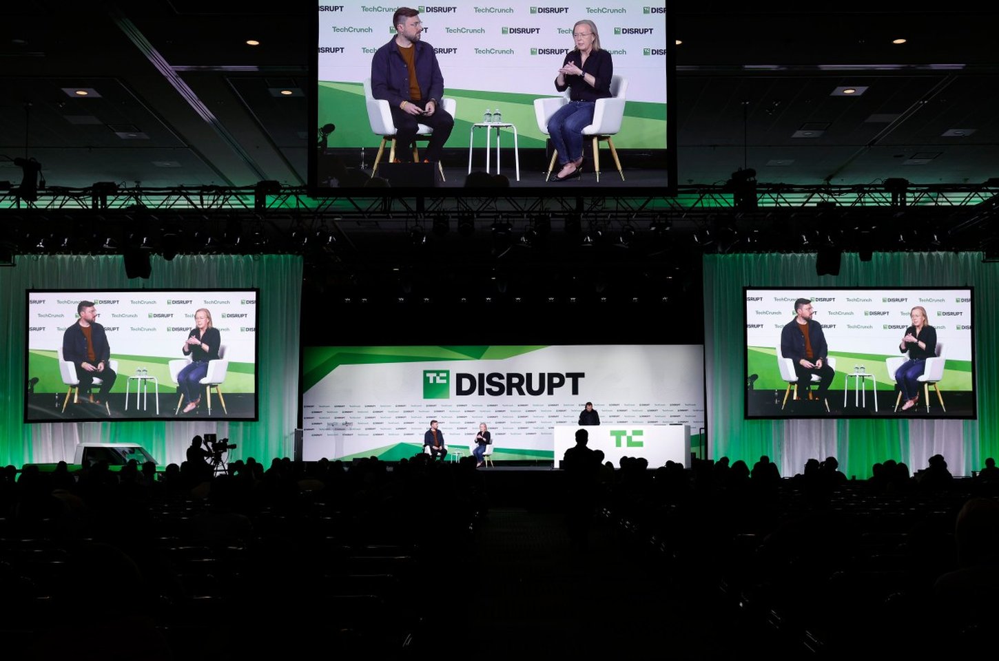 Última chance: TechCrunch Disrupt 2026 com 50% off para +1