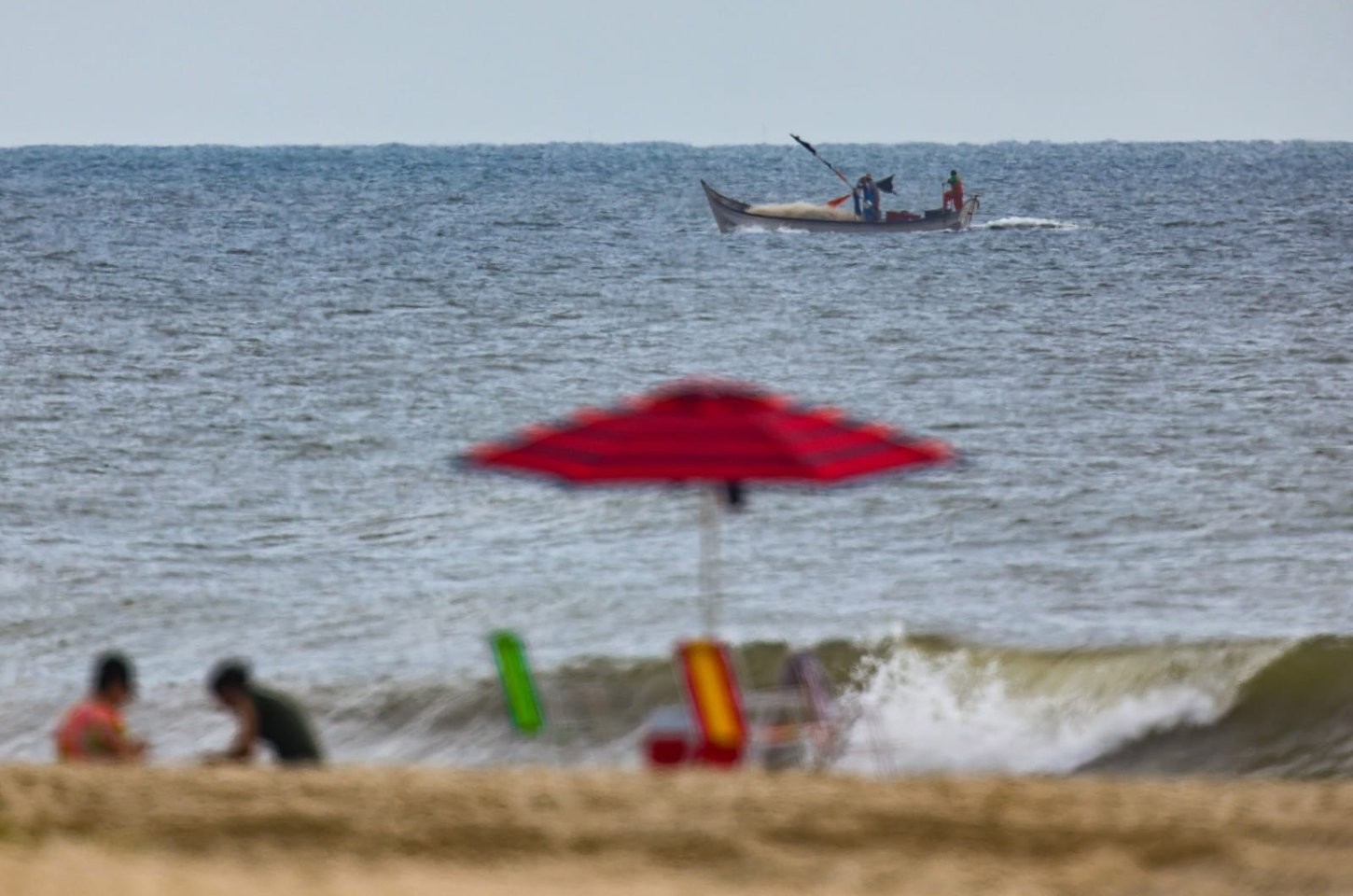 Último fim de semana de verão terá calor e contrastes no Paraná