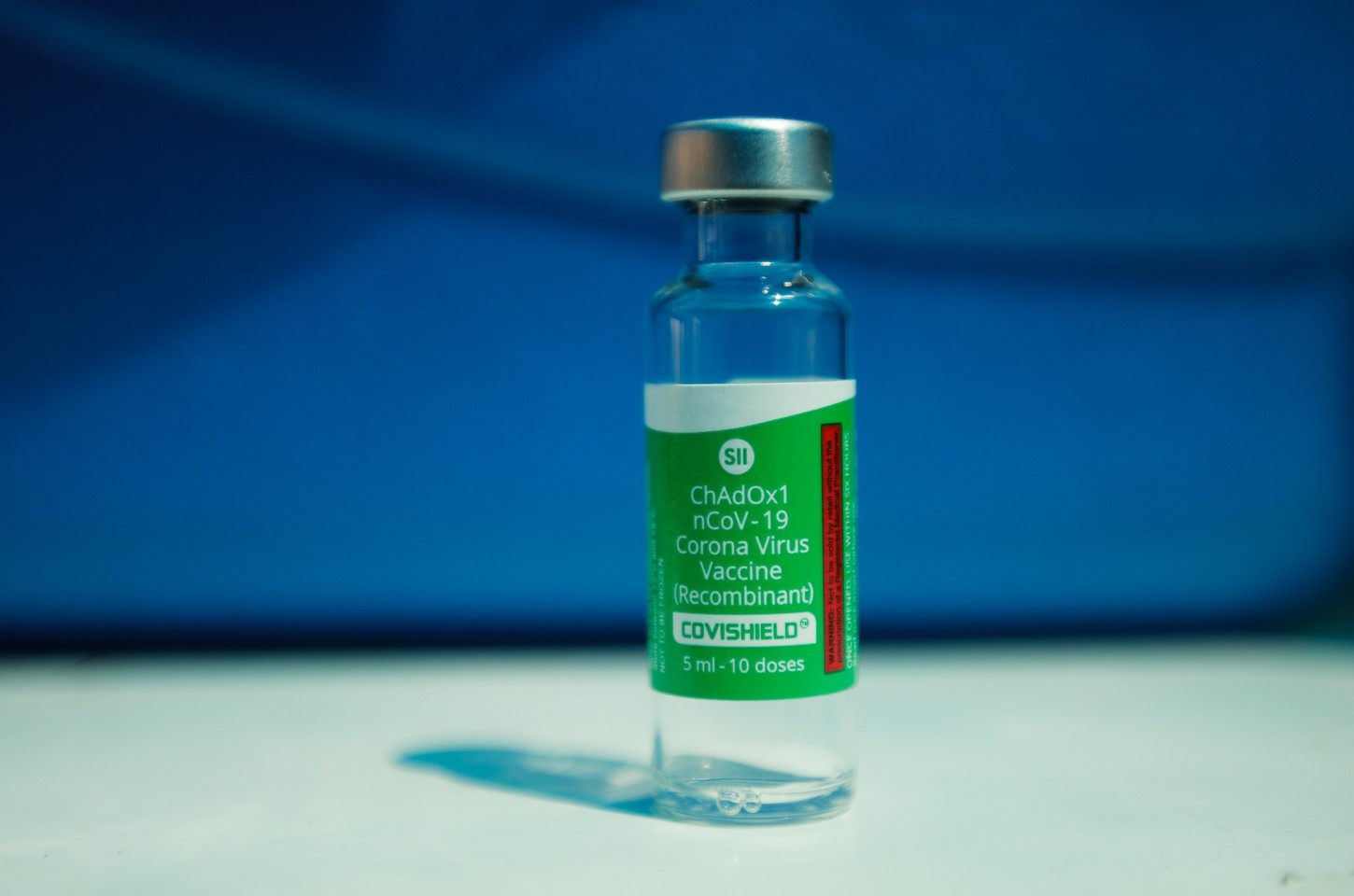 Um ano de vacinação: a corrida científica que salvou vidas no Brasil