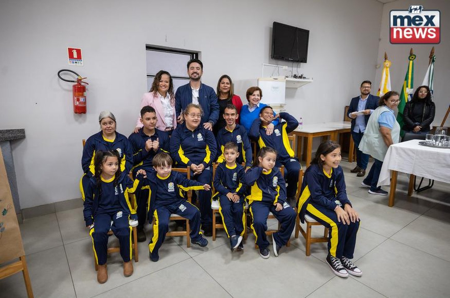 Uniformes para todos: inclusão chega à Apae de Apucarana