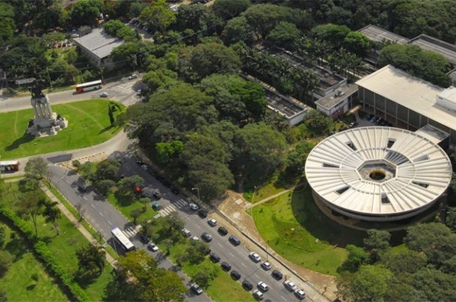 USP lança Engenharia Eletrônica e Sistemas Computacionais em 2027