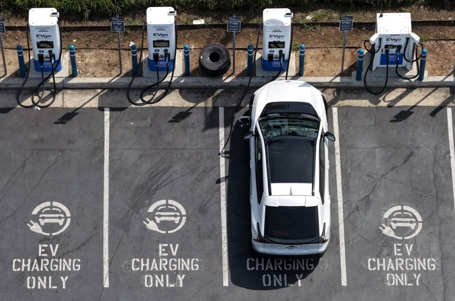 Vendas de carros elétricos usados disparam 12% no 1º trimestre