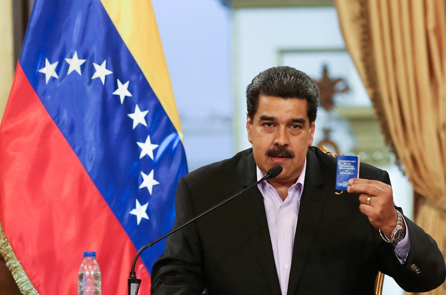 Venezuela exige provas de vida de Maduro após ataques dos EUA