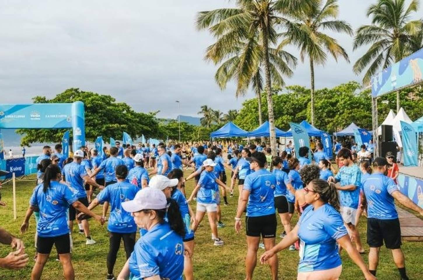 Verão no Clima retira 2 toneladas de lixo das praias paulistas