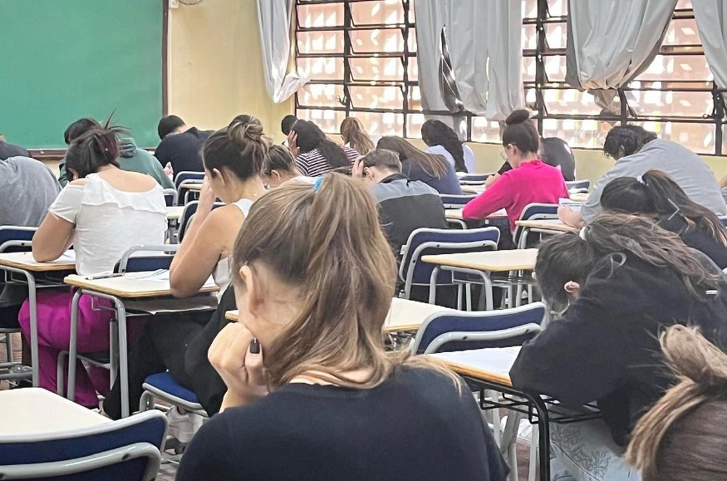 Vestibular da Unioeste 2026 tem recorde de inscrições e acontece neste domingo