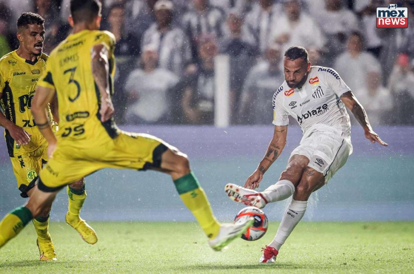 Vitórias apertadas marcam estreia no Campeonato Paulista